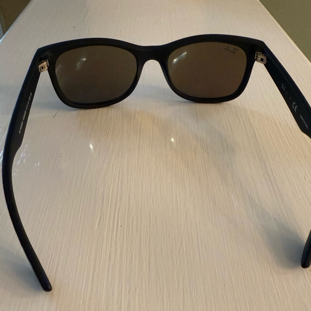Ray-Ban Junior Wayfarer Black Frame Sunglasses - Picture 3 of 7